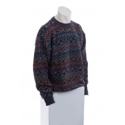 Sweater dark colors 100%...